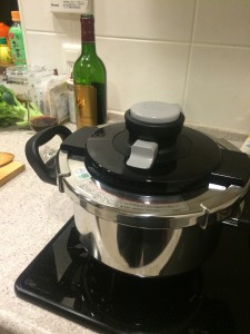 ビーフシチュー 料理 圧力鍋 レシピ ビーフシチュー 料理 圧力鍋 レシピ