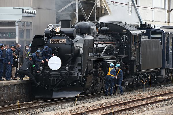 鉄道】ＳＬ銀河 | 機械好きな博士の情報館